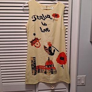 Tunic dress. Womens. Yellow with inscription Italia is love. Medium.